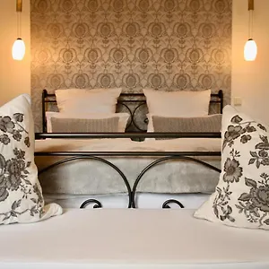 L'ostello Altstadthotel 3* Regensburg